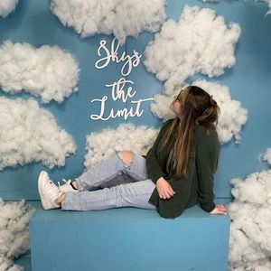 Meet your Posher, Casey